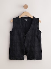 Nyeusi - Embroidered Palm Tree Sleeveless Top - Picha 5 kati ya 7