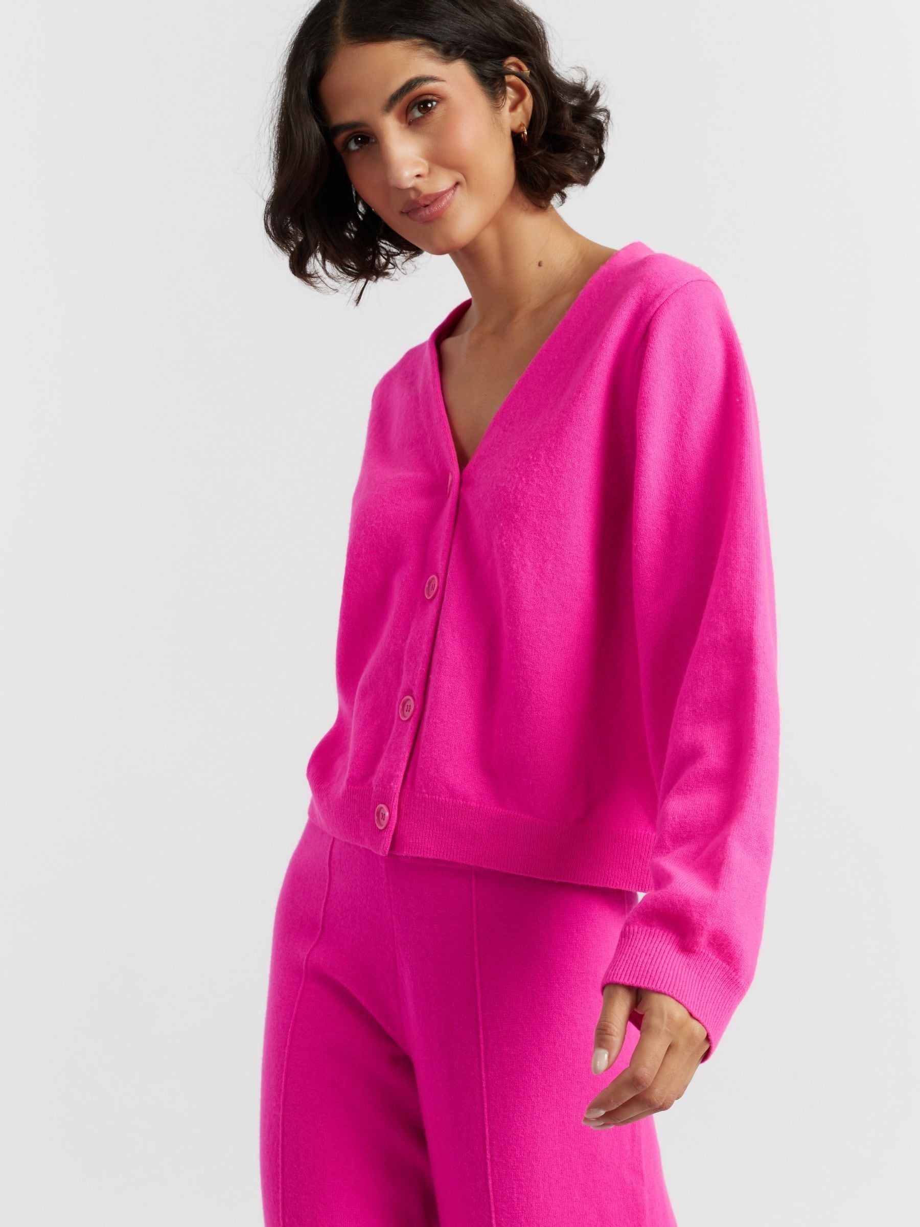 Buy Chinti & Parker Pink Wool Cashmere Cropped Cardigan from the