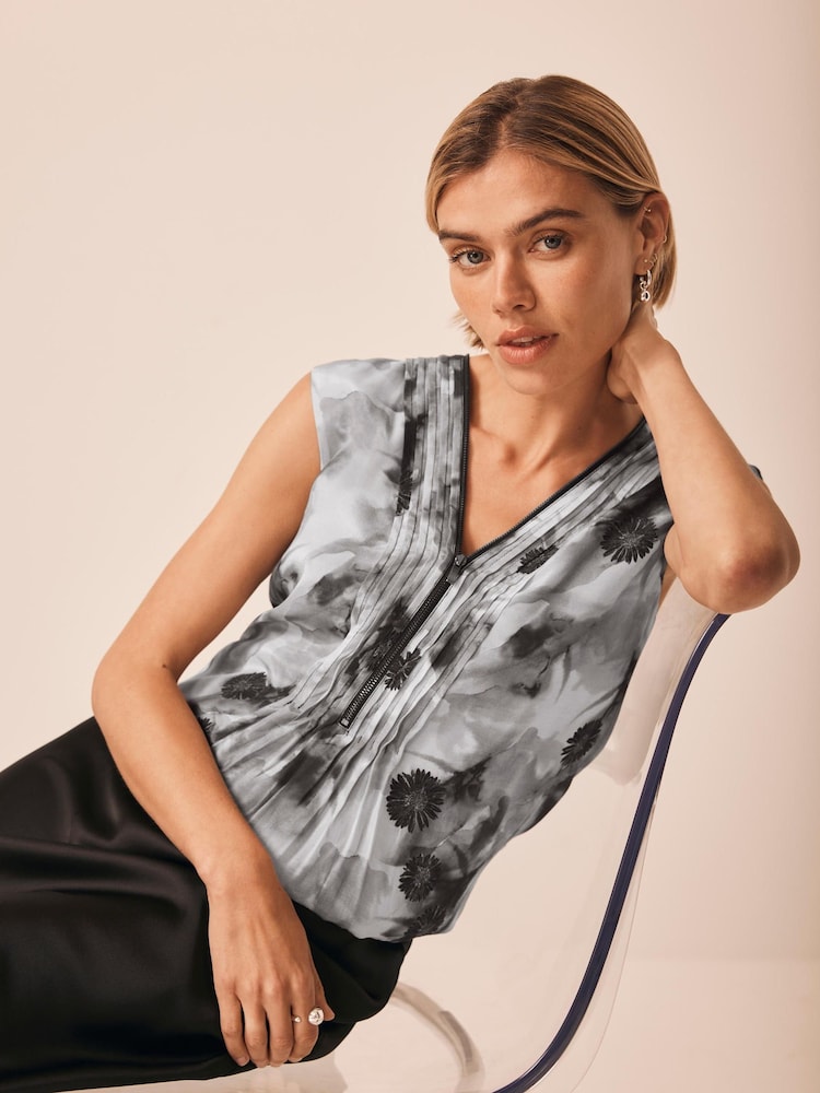 Mint Velvet Grey Floral Print Blouses - Image 2 of 7 Mint Velvet Grey Floral Print Blouses - Image 2 of 7