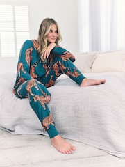 Chelsea Peers Green Tiger Print Long Pyjamas Set - Image 5 of 5