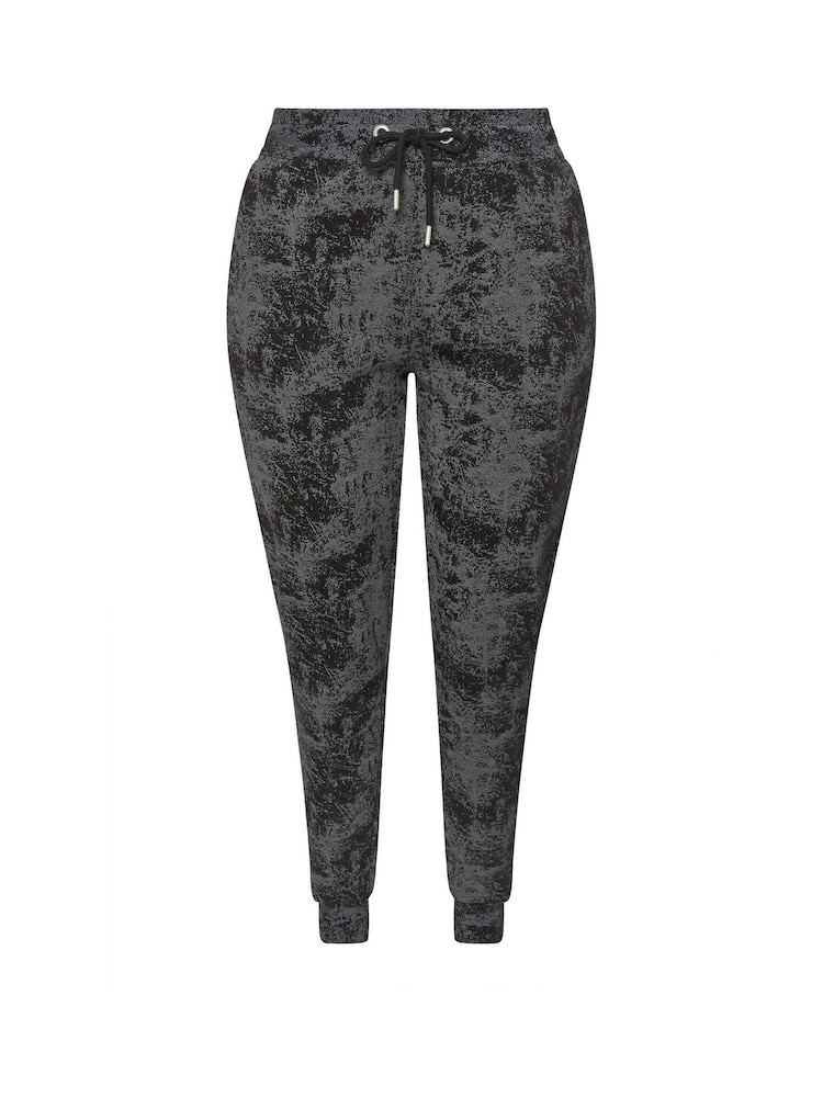Yours Curve Black Abstract Cuffed Joggers - Image 5 of 5