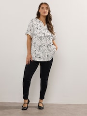 Yours Curve Cream Short Sleeve Notch Neck Top - Image 2 of 5