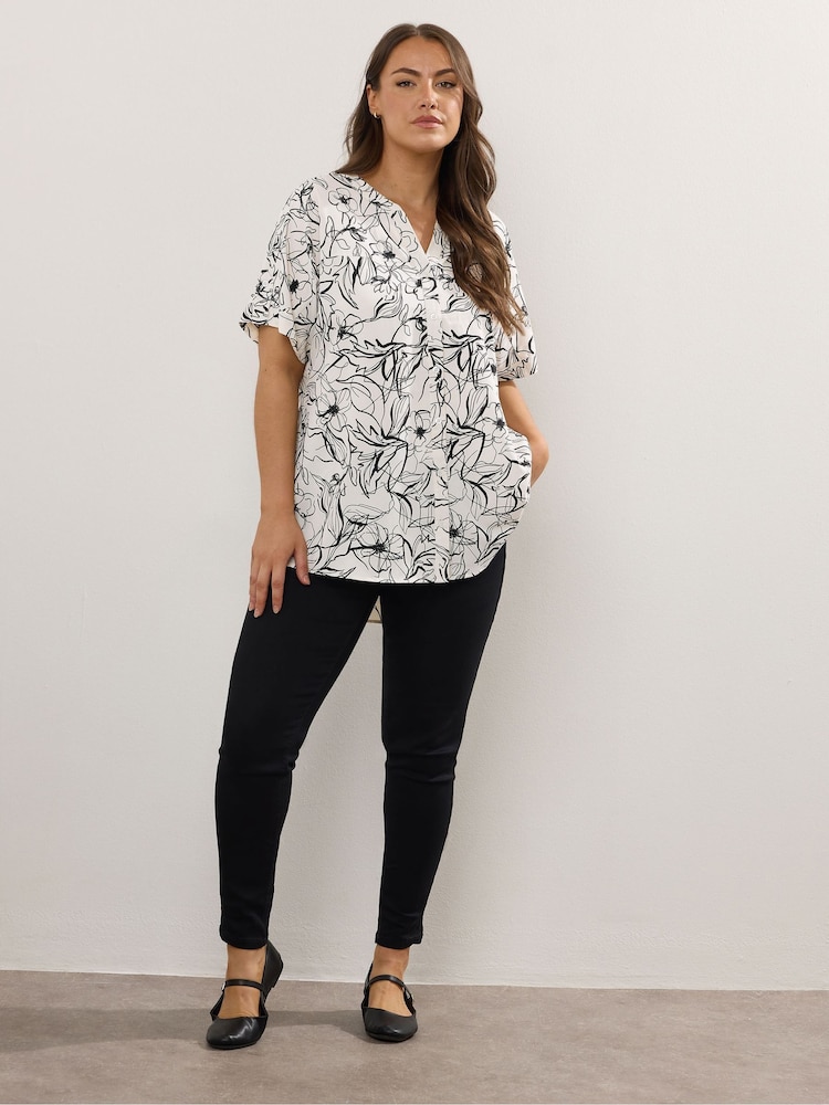 Yours Curve Cream Short Sleeve Notch Neck Top - Image 2 of 5