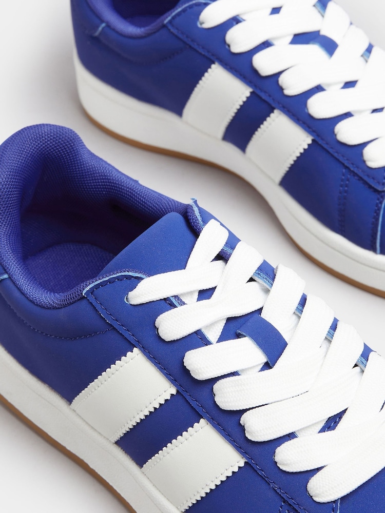 Azul - Yours Curve Wide Fit Padded Skate Trainers - Imagen 2 de 4
