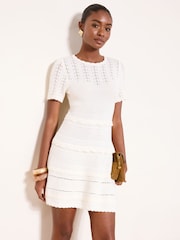 Lipsy Stitchy Pointelle Scallop Detail Short Sleeve Mini Knitted Dress - Billede 1 af 4