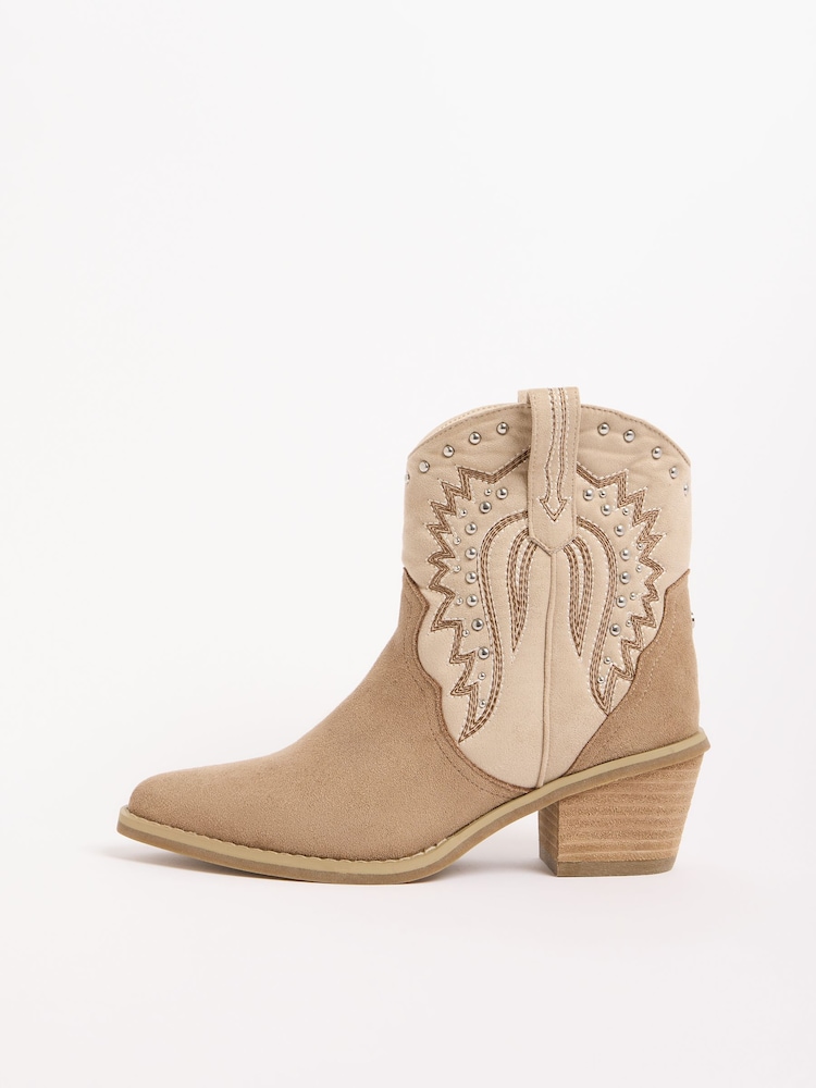 Cream - Lipsy Faux Suede Pull On Western Ankle Boots - Bild 5 von 5