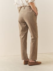 Slimmade byxor i äkta mocka med ben - Bild 2 av 9