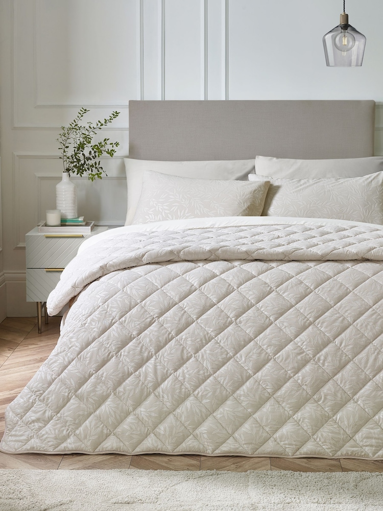 Catherine Lansfield Champagne Gold Corded Leaves Quilted Bedspread - Image 3 of 3 Catherine Lansfield Champagne Gold Corded Leaves Quilted Bedspread - Image 3 of 3