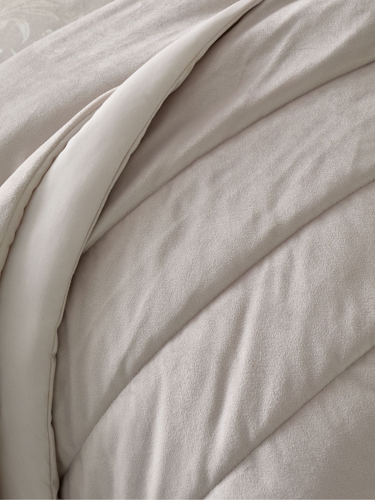 Bridgerton by Catherine Lansfield Natural Regal Soft Velvet Quilted Bedspread - Image 2 of 3