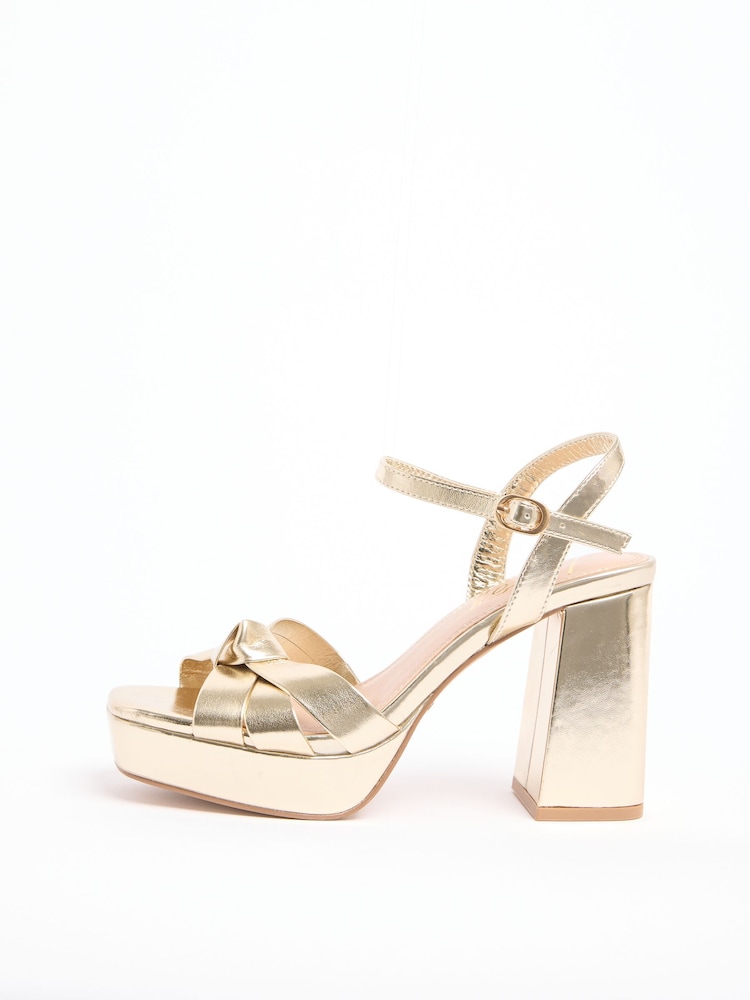 Rosa - Lipsy Twist Detail Monogram Scarf Print Footbed Sandals - Bild 5 von 5