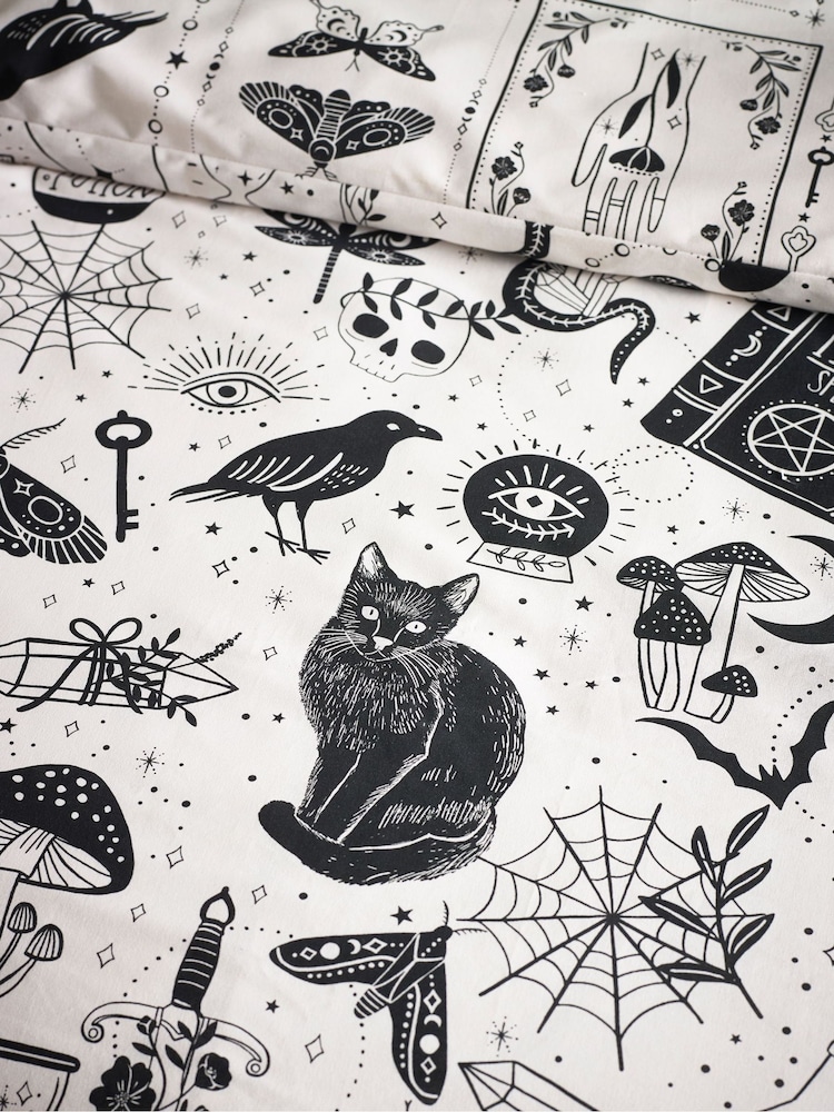 Catherine Lansfield Black/Natural Enchanted Witchcraft Reversible Duvet Cover Set - Image 5 of 5