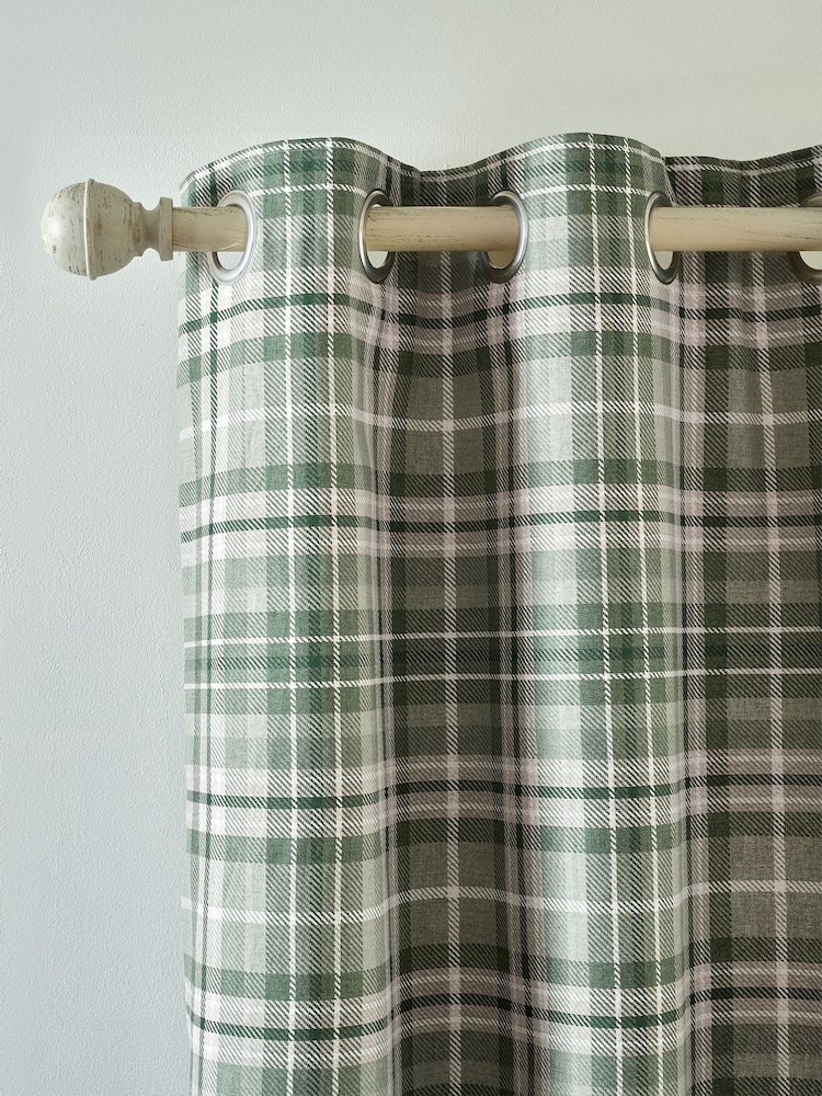 Catherine Lansfield Green Cullen Thermal Check Brushed Eyelet Curtains - Image 1 of 4