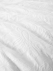 Bianca White Fleur Matelassé Jacquard Cotton Duvet Cover Set - Image 4 of 4