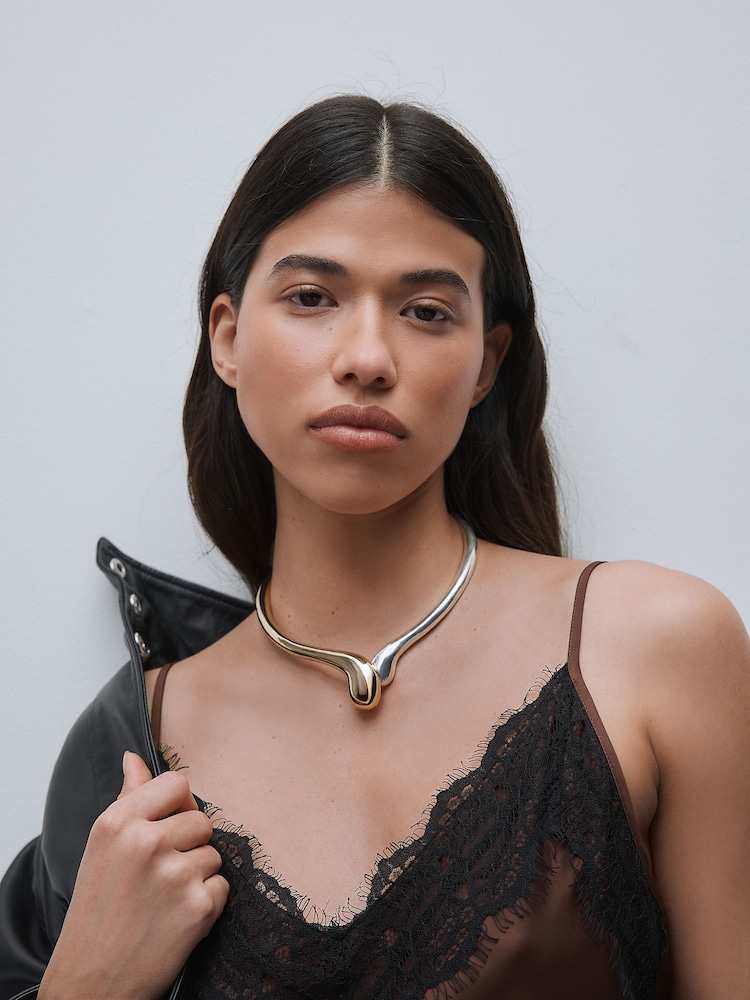 Gold/Silver Mixed Metal Torque Necklace - Image 2 of 7 Gold/Silver Mixed Metal Torque Necklace - Image 2 of 7