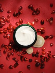 Weleda Pomegranate & Maca Peptides Firming Day Cream 40ml - Image 4 of 5
