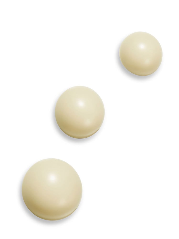 Weleda Pomegranate & Maca Peptides Firming Eye Cream 12ml - Image 2 of 3