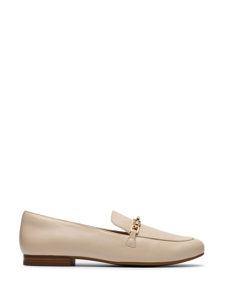 Clarks White Tamna Iris Shoes - Image 1 of 4 Clarks White Tamna Iris Shoes - Image 1 of 4