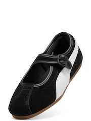 Puma Black/White Tacklette Trainers - Image 5 of 8