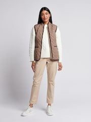 U.S. Polo Assn. Brown Bound Quilted Hacking Gilet - Image 3 of 10