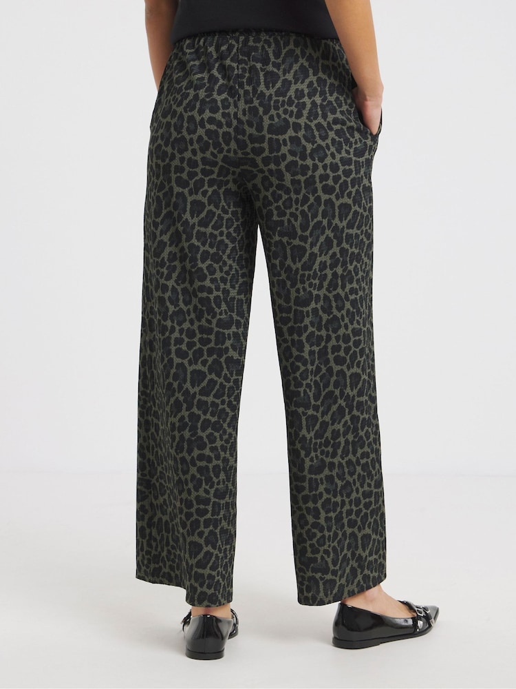 Simply Be Animal Textured Jersey Drawstring Wide Leg Trousers - Image 2 of 4 Simply Be Animal Textured Jersey Drawstring Wide Leg Trousers - Image 2 of 4