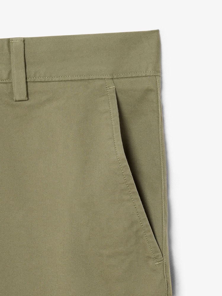 Lacoste Green Slim Fit Stretch Cotton Chino Bermuda Shorts - Image 2 of 5