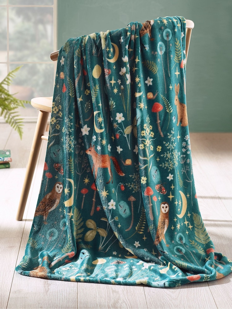 Catherine Lansfield Forest Green Enchanted Twilight Animals Cosy Blanket Throw - Image 1 of 3