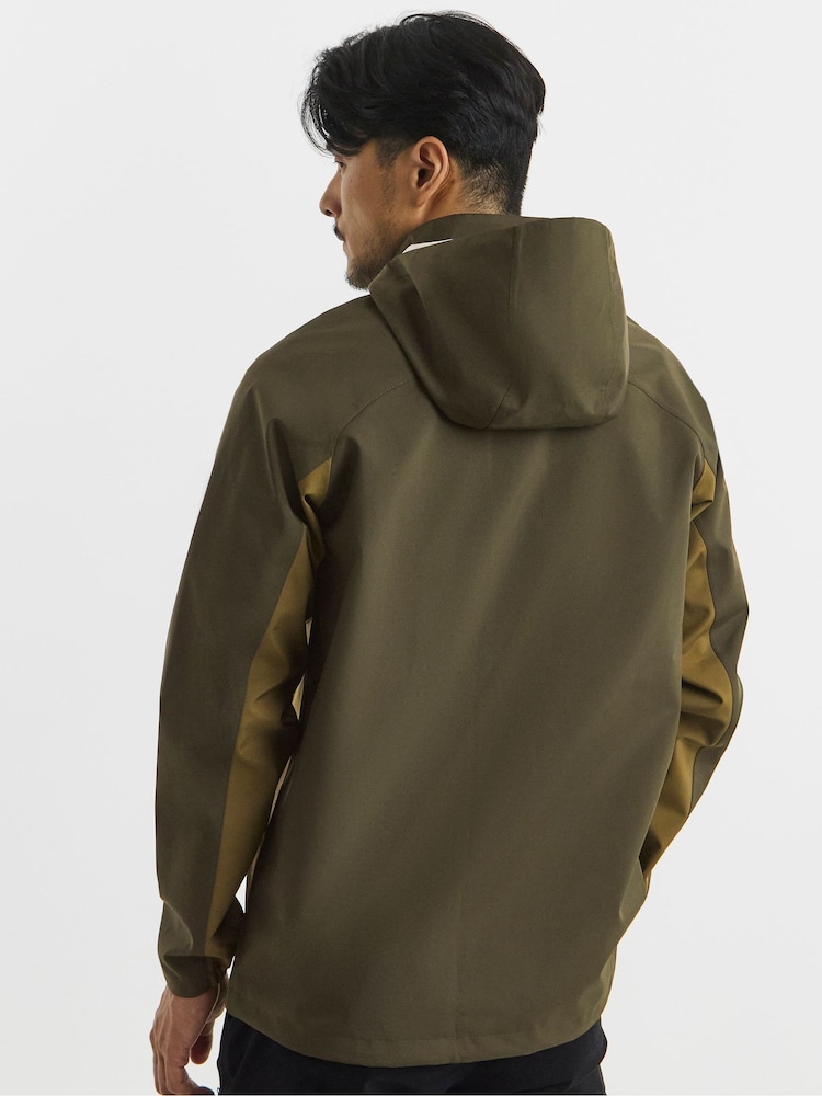 Snowdonia Green Waterproof Jacket - Image 2 of 4 Snowdonia Green Waterproof Jacket - Image 2 of 4