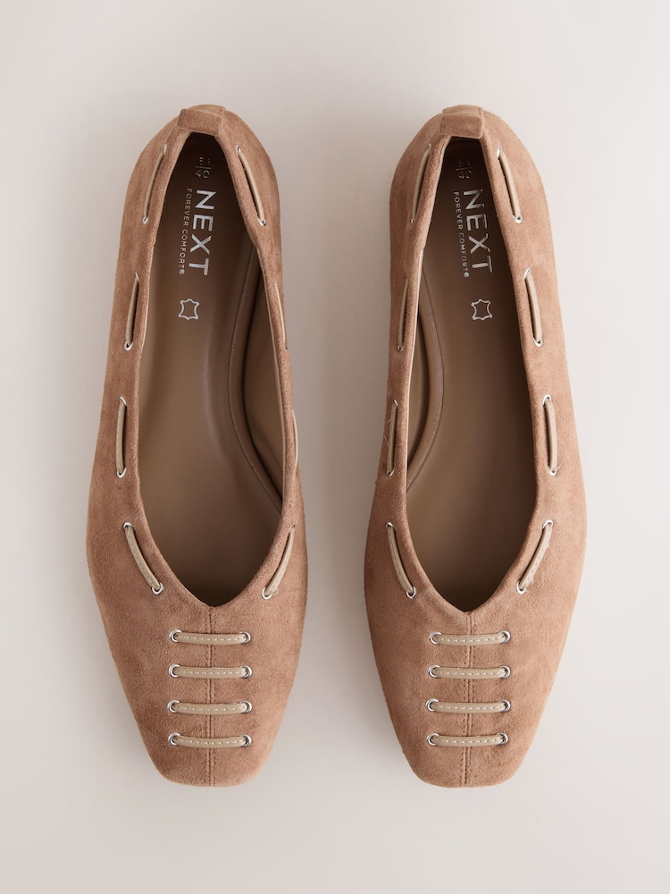 Hellbraun - Forever Comfort® Suede Eyelet Square Toe Ballet Flats - Bild 1 von 5 Hellbraun - Forever Comfort® Suede Eyelet Square Toe Ballet Flats - Bild 1 von 5