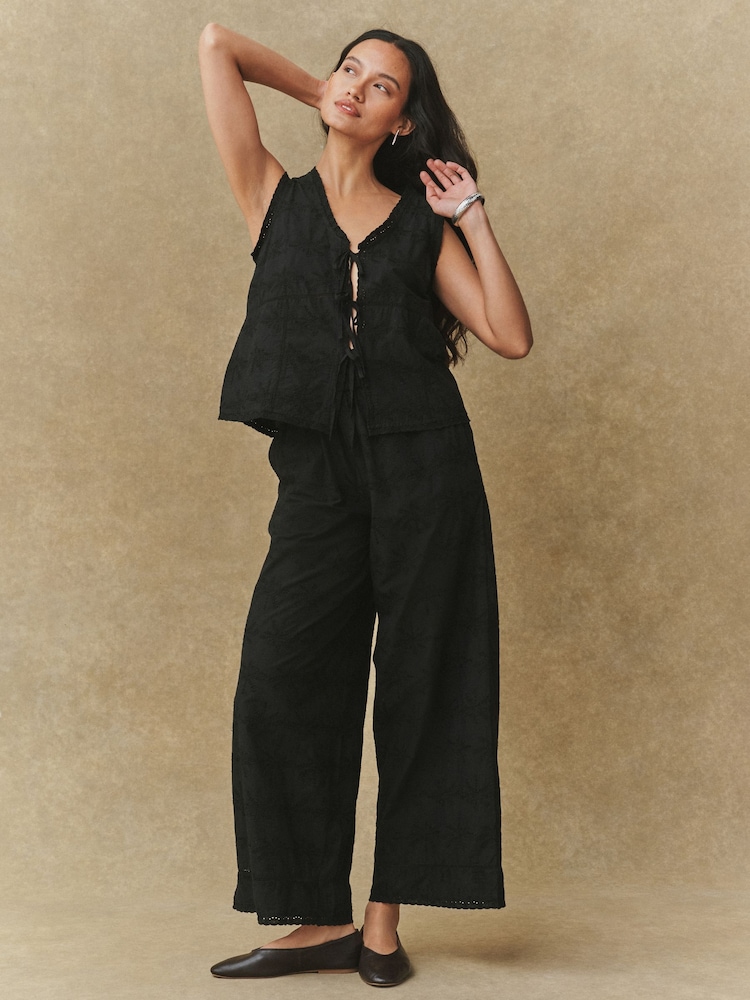 Schwarz - Gesticktes Palmen-Ärmelloses Oberteil - Bild 2 von 7