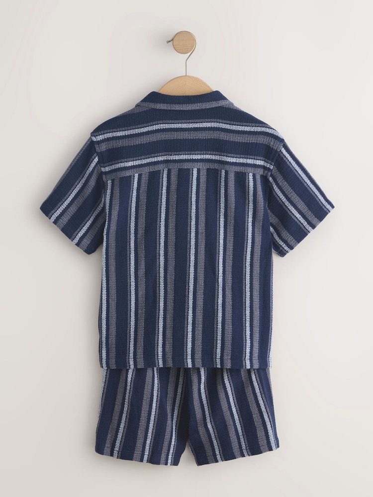 Tumši zils/balts - Short Sleeve Textured Stripe Shirt and Shorts Set (3-16yrs) - Attēls 2 no 4