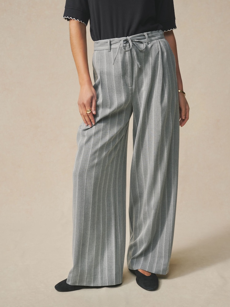 Grey Stripe Wide Leg Trousers - Image 2 of 7 Grey Stripe Wide Leg Trousers - Image 2 of 7