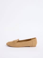 বাদামী Tan - Friends Like These নকল সোয়েড স্নাফেল ডিটেইল স্মার্ট ফ্ল্যাট লোফারগুলি - 5এর মধ্যে 5 ছবি