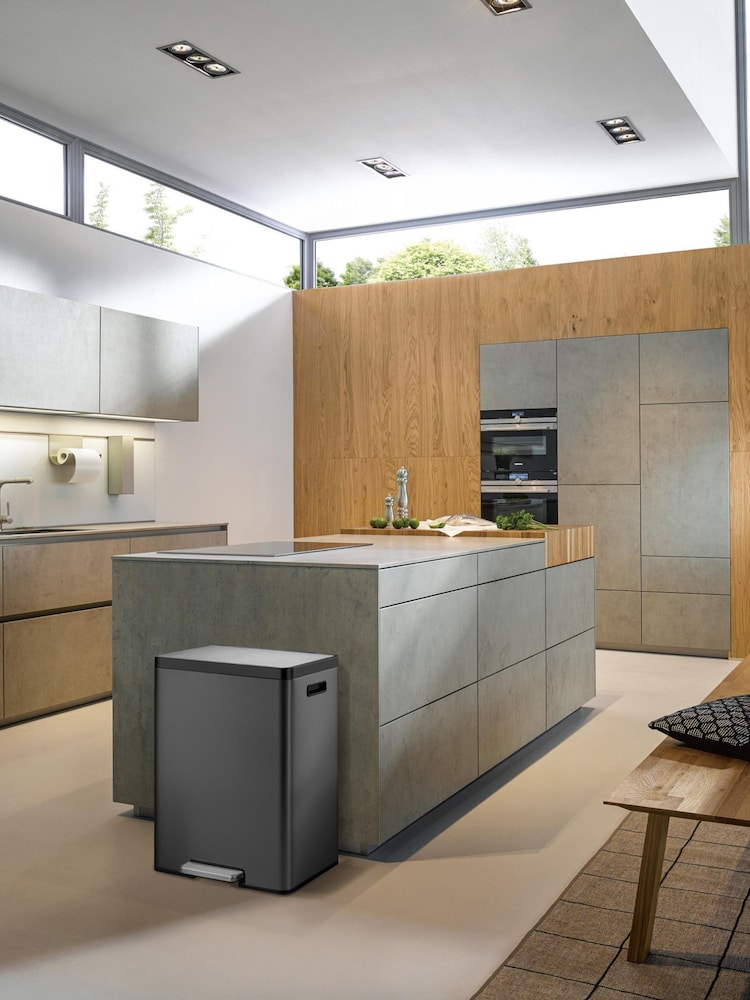 Eko Black Ecocasa 3030L Bin - Image 1 of 5 Eko Black Ecocasa 3030L Bin - Image 1 of 5