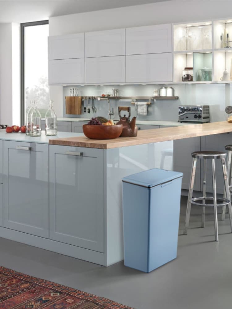 Eko Titanium Blue Morandi Touch Bin 40L - Image 5 of 5 Eko Titanium Blue Morandi Touch Bin 40L - Image 5 of 5