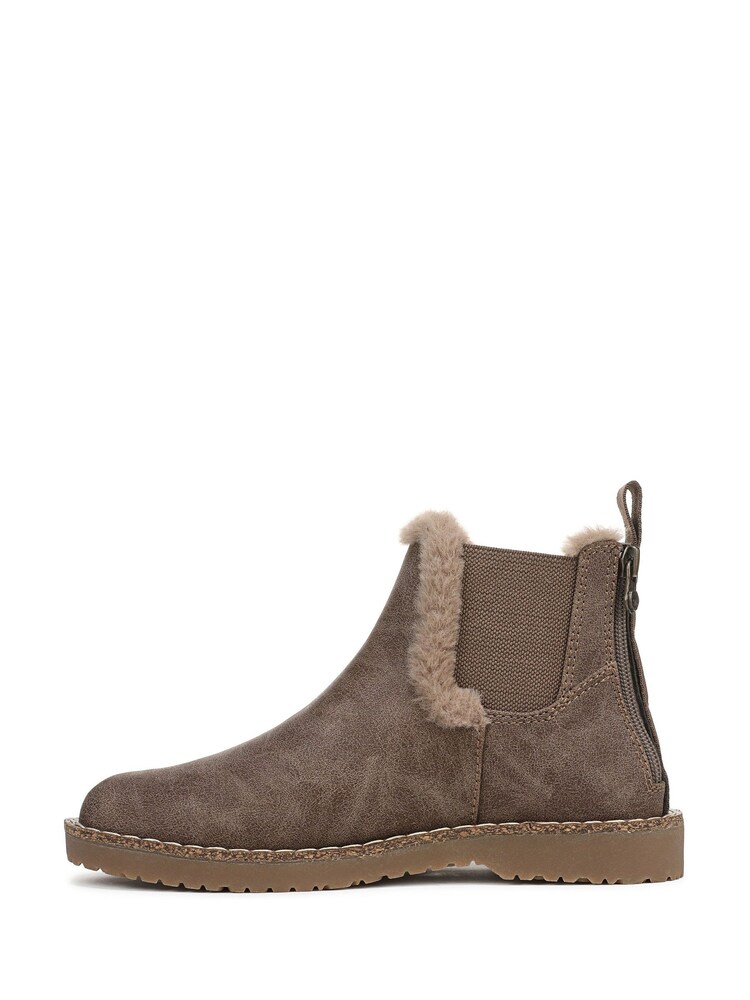 Blowfish Malibu Regular Fit Chillin Shr Chelsea Black Boots - Image 2 of 7 Blowfish Malibu Regular Fit Chillin Shr Chelsea Black Boots - Image 2 of 7