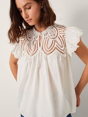 Monsoon Zadie Broderie Frill Top - Imagem 1 de 5
