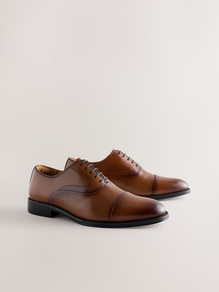 بني فاتح بني - حذاء جلد أكسفورد محدد عند الأصابع - Image 1 of 5