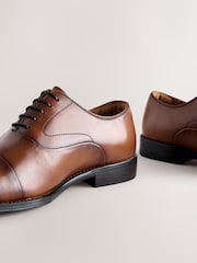 بني فاتح بني - حذاء جلد أكسفورد محدد عند الأصابع - Image 3 of 5