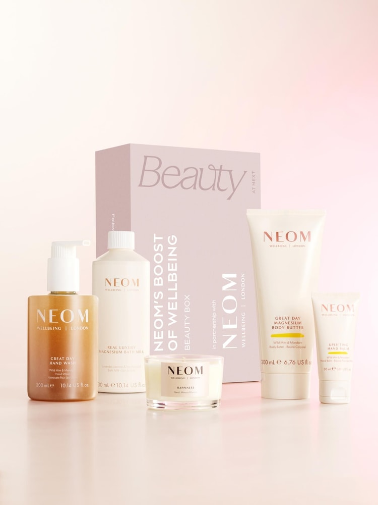 Neom Boost Wellbeing Box (Worth £134) - Image 1 of 3 Neom Boost Wellbeing Box (Worth £134) - Image 1 of 3