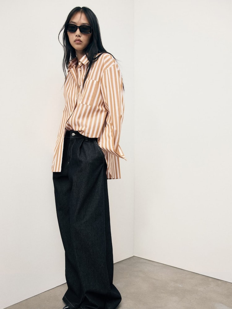 Mango Black Wide-Leg Pleated Jeans - Image 1 of 6 Mango Black Wide-Leg Pleated Jeans - Image 1 of 6