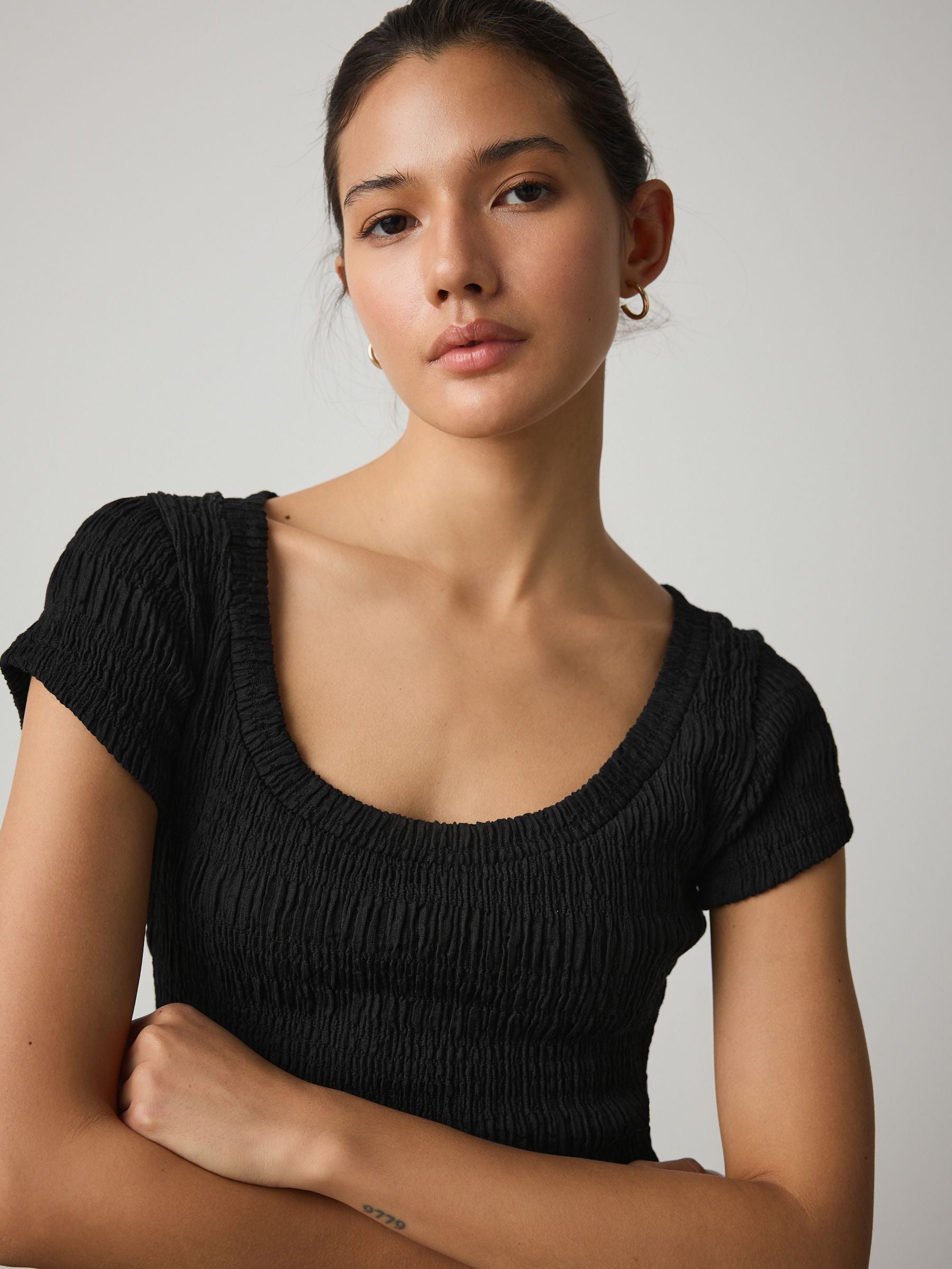 トップス SCOOP SLEEVE COMPACT TOPS Buy Black Texture Short Sleeved Scoop Neck Top from Next USA
