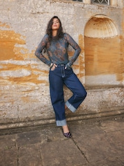 Blaugrüner Druck - National Trust x Next Crinkle-Mesh Langarmshirt mit Rundhalsausschnitt - Bild 2 von 9