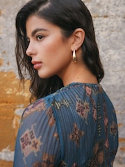 Blaugrüner Druck - National Trust x Next Crinkle-Mesh Langarmshirt mit Rundhalsausschnitt - Bild 5 von 9