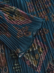 Blaugrüner Druck - National Trust x Next Crinkle-Mesh Langarmshirt mit Rundhalsausschnitt - Bild 8 von 9