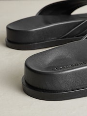 कालो छाला - N. Premium Toe Thong Footbed Sandals - 9मध्ये 9 तस्बिर