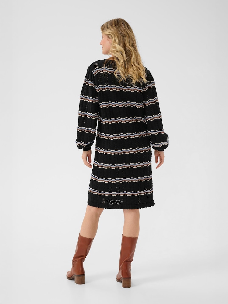 Cream Wavy V-Neck Long Sleeve Knit Black Dress - Image 2 of 6