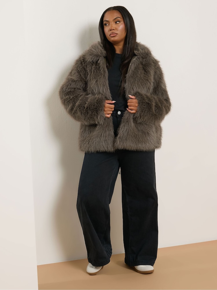Yours Curve Brown Faux Fur Hooded Jacket - Image 2 of 5 Yours Curve Brown Faux Fur Hooded Jacket - Image 2 of 5