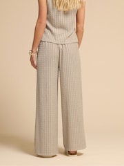 Natural - Calças de crochê PixieGirl Petite Wide Leg - Imagem 3 de 5