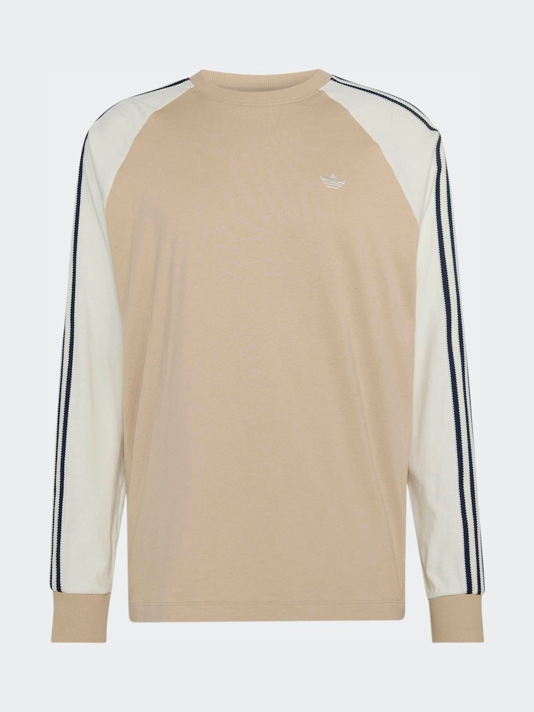 صخري - adidas Originals Britcore Long Sleeve Cali Sweatshirt - صورة 7 من 7