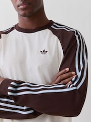 بيج - adidas Originals Britcore Long Sleeve Cali Sweatshirt - صورة 5 من 6